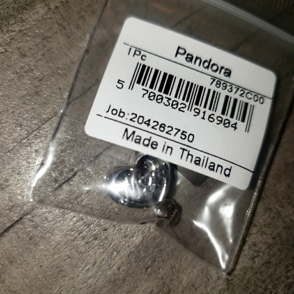 Pandora Bracelet w/ Mom Charm - Picture 4 of 5